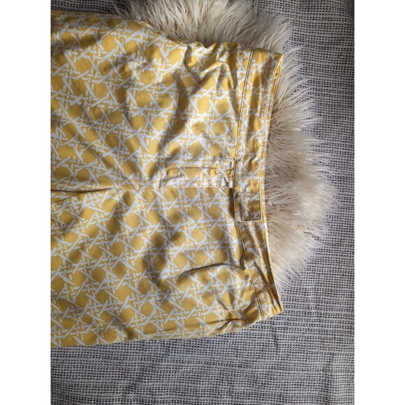 Liz & Co Women's 12 Cropped Ankle Capri Pants Yellow White Print High Waisted - Picture 3 of 8